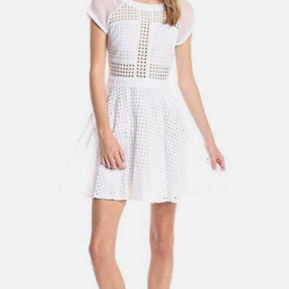 Sam Edelman Women's Embroidered Short Sleeve White Fit And Flare Dress Size 6 - Picture 1 of 8